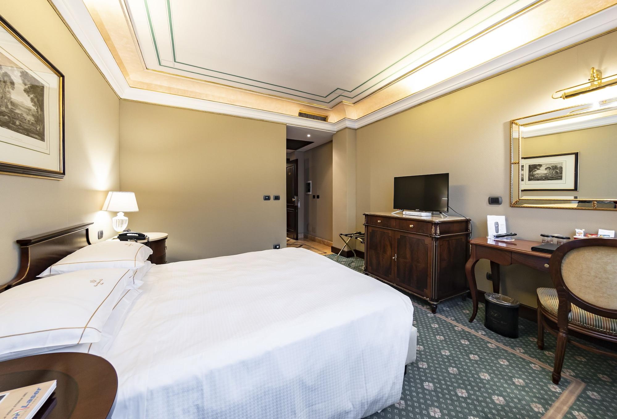 Hotel River Chateau 4*