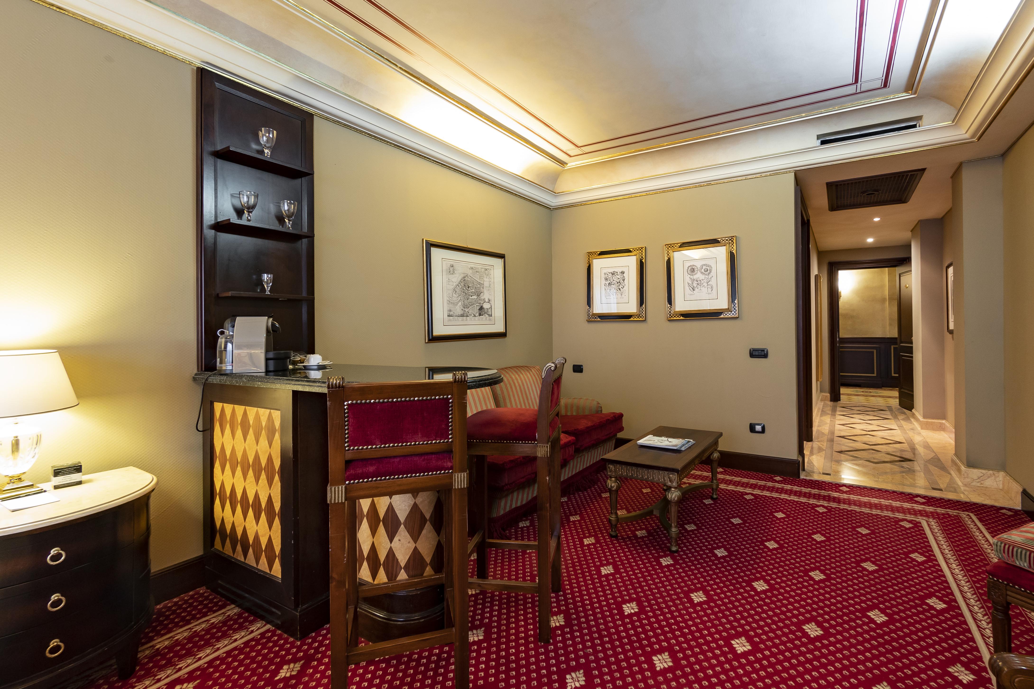 Hotel River Chateau 4*