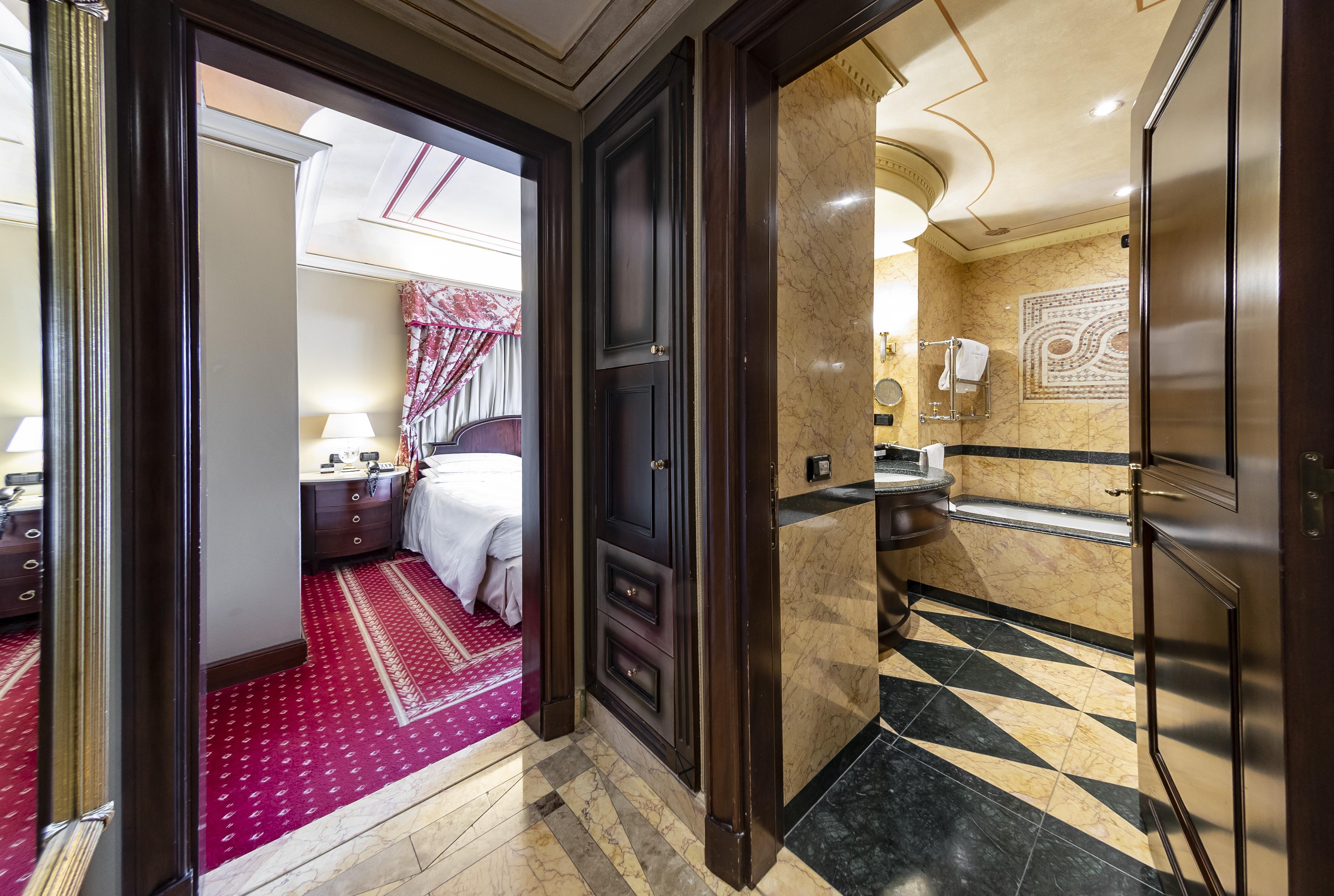River Chateau 4* Rome